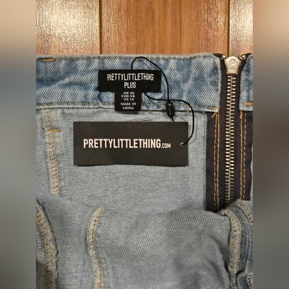 💚 NWT PrettyLittleThing Plus Jean Corset - Picture 3 of 5